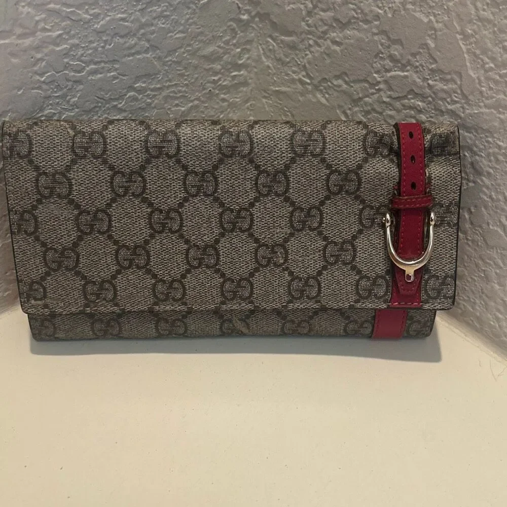 Gucci GG Supreme Continental Long Wallet Brown Monogram Red Buckle Accent Luxury